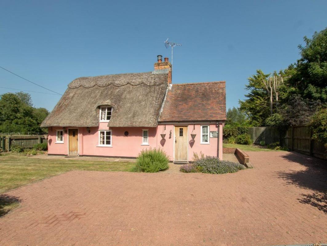 Two Bedroom Grade Ll Cottage At Az Luxury Stays Honey Horsefield With Wifi And Free Parking Hundon Kültér fotó