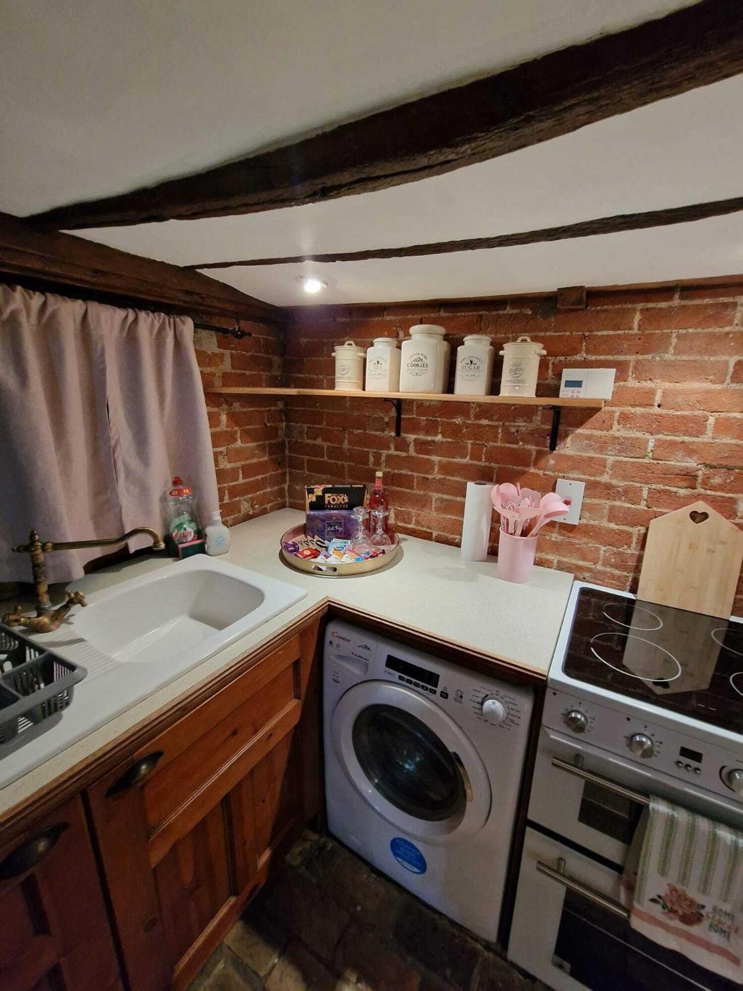 Two Bedroom Grade Ll Cottage At Az Luxury Stays Honey Horsefield With Wifi And Free Parking Hundon Kültér fotó